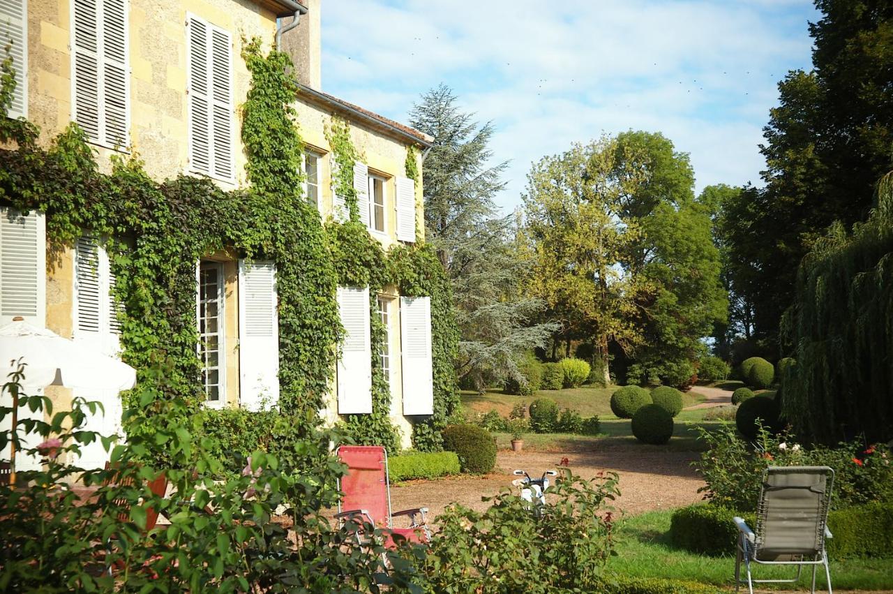 Bed and Breakfast Gentilhommiere De Lurcy Le Bourg Exterior foto